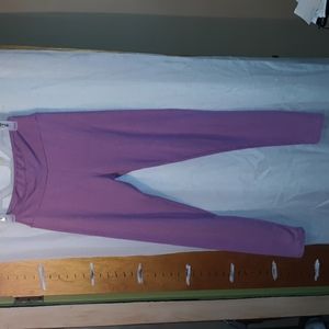 Pink leggings size unknown  REPOSHING.